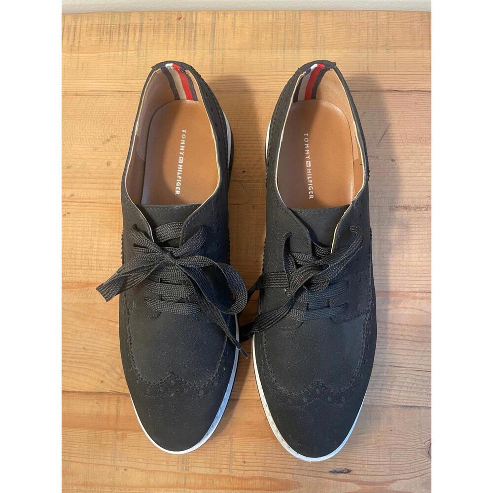 Tommy Hilfiger Black Suede Oxford Shoes – Women’s Size 10
